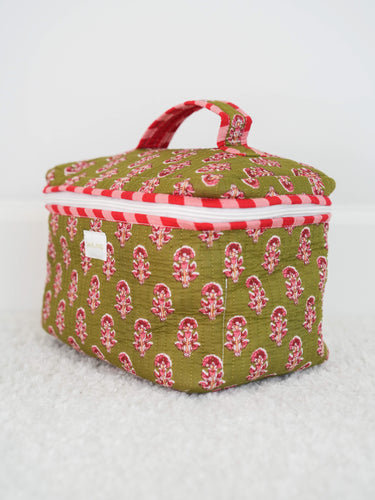 Quilted Train Case - Mossy Blush Bloom