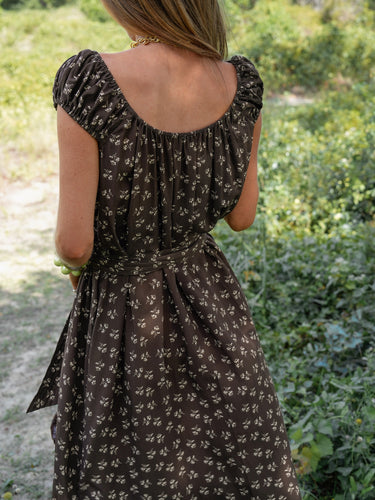 The Harper Maxi - Chocolate Posy