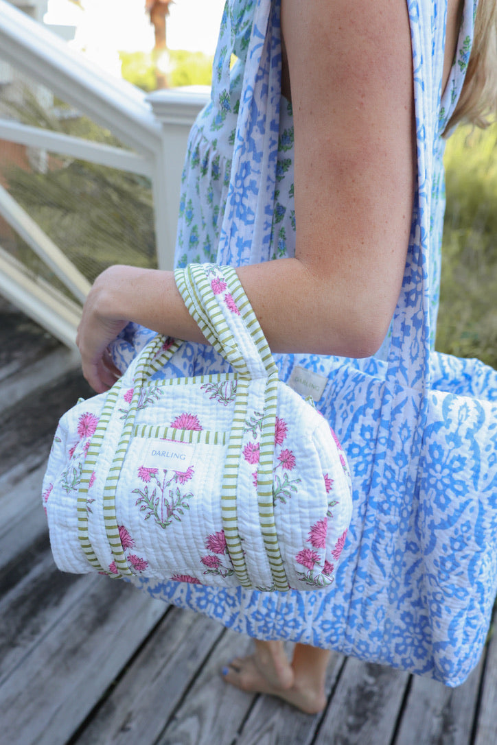 Quilted Handled Cosmetic Bag- Pink Daisy