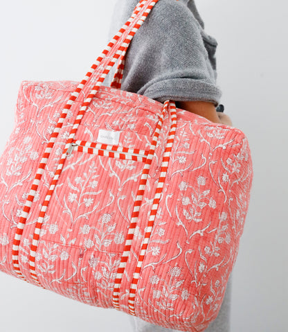 Weekender Bag in Peachy Pink