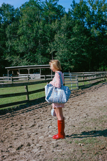 Weekender Bag in Porcelain Blue