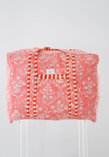 Weekender Bag in Peachy Pink