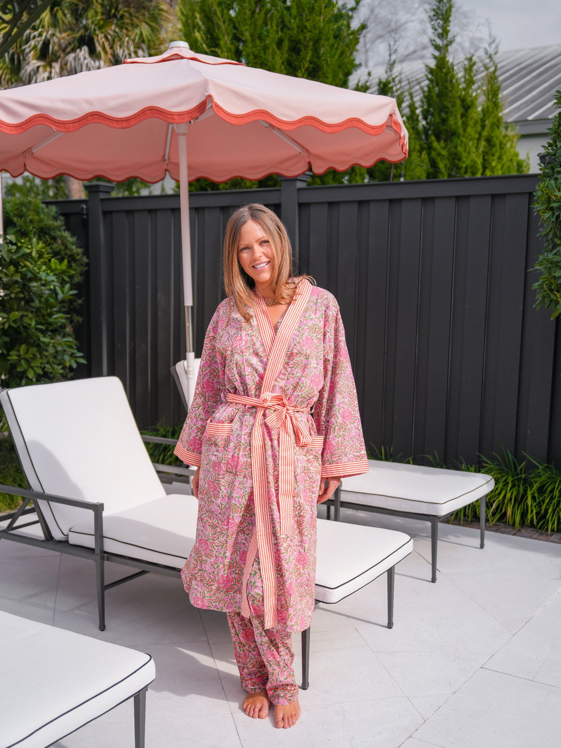 Hue Robe Lounge Robe - Coral Canopy – Darling