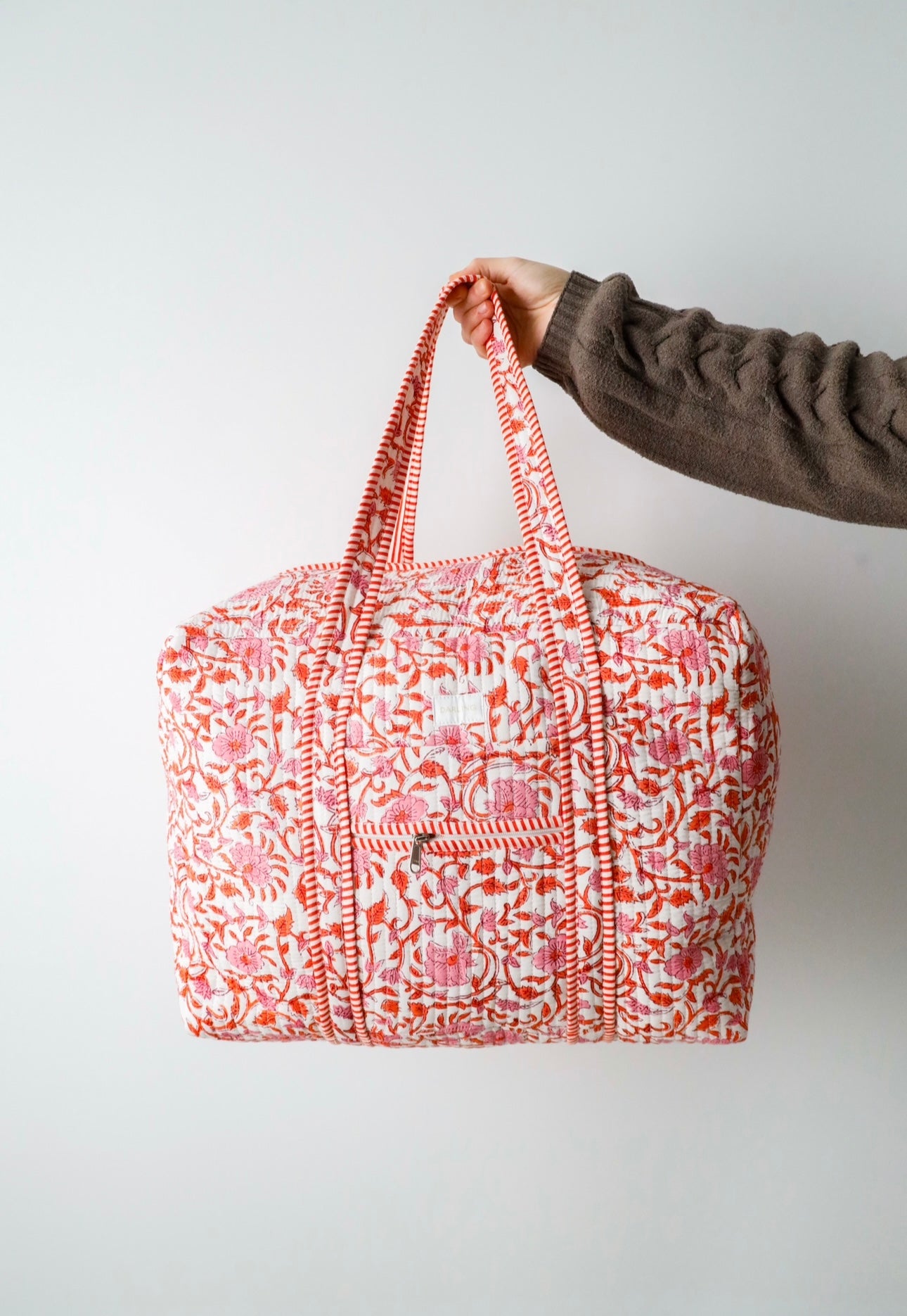 Weekender Bag in Coral Floral